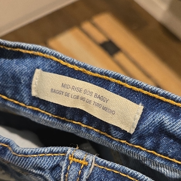 Universal Thread 90s Baggy Blue Denim Jeans, 12 R, Cuffed Hem, VGUC - Picture 2 of 7